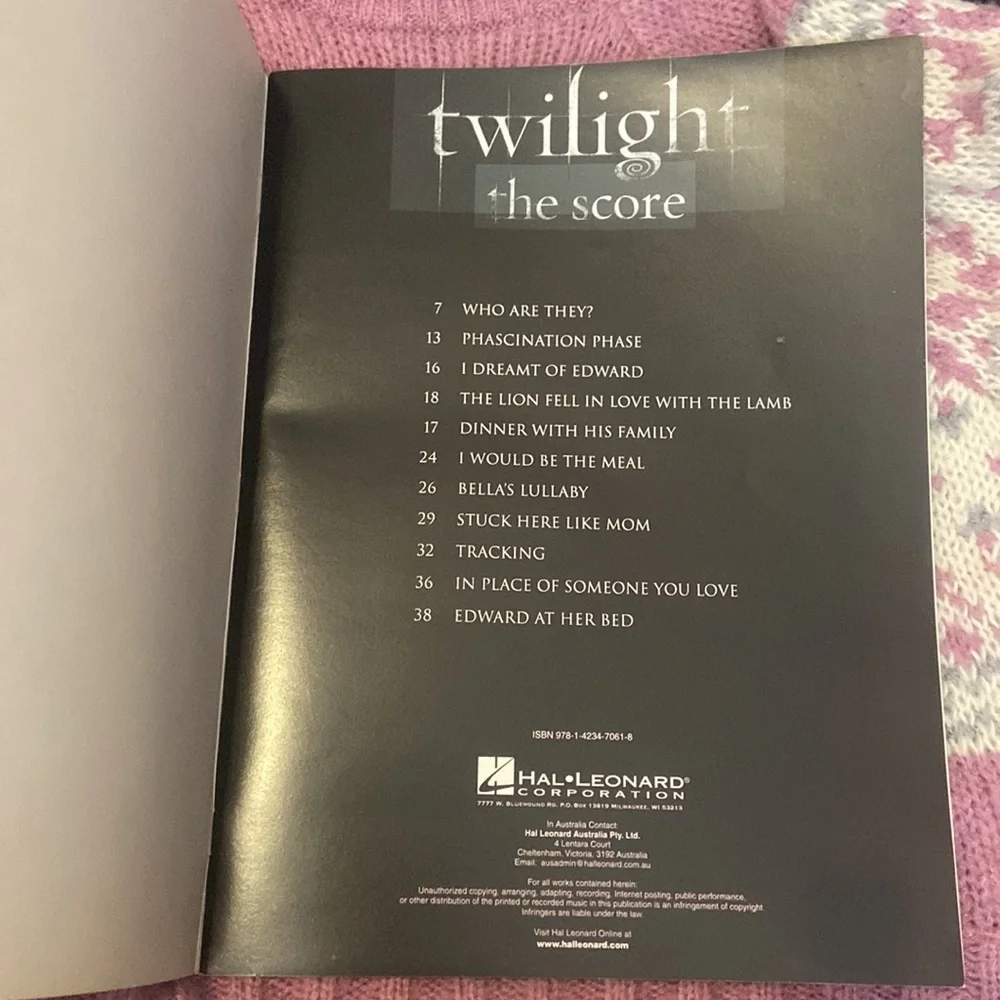 Twilight the score book - Picture 4 of 6